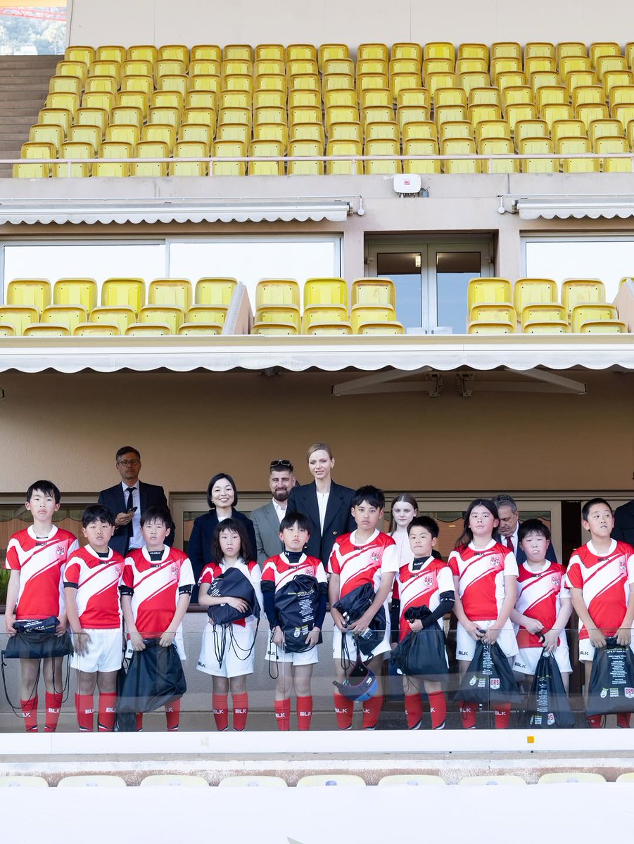 Imperial Material ♚ tweet media