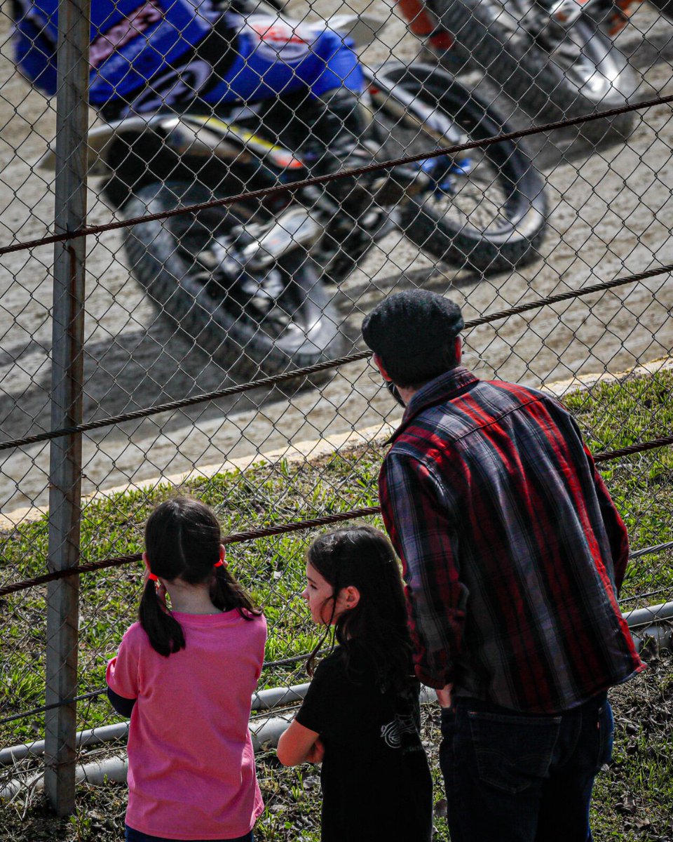 AmericanFlatTrk's tweet photo. Our bags are packed, see you tomorrow at Senoia Raceway for the Yamaha Atlanta Short Track! 

🎫 Get tickets at https://t.co/Wq5uYEGVFZ

#AtlantaST #SenoiaRaceway #MotorcycleRacing #FlatTrack #Yamaha https://t.co/t45Tjveru0