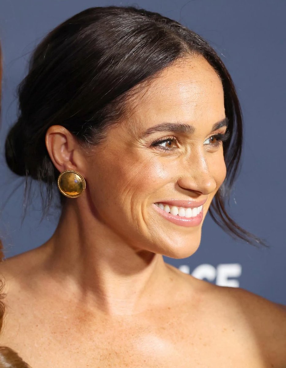 Ariel The Mermaid tweet media