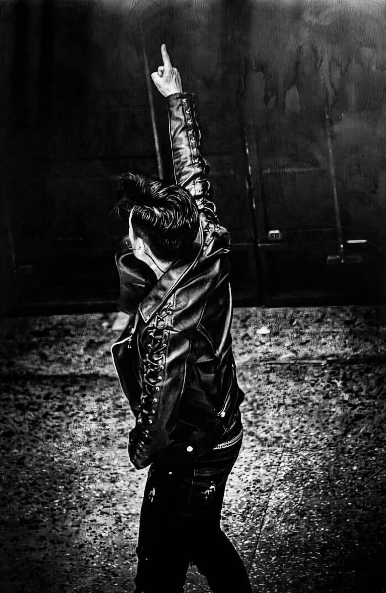 심건우 tweet media