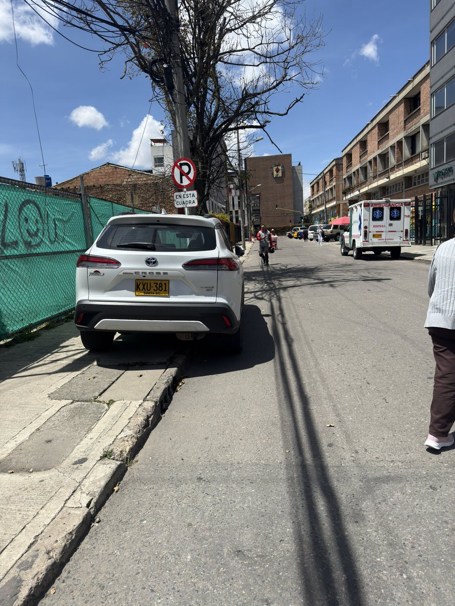 Santiago tweet media