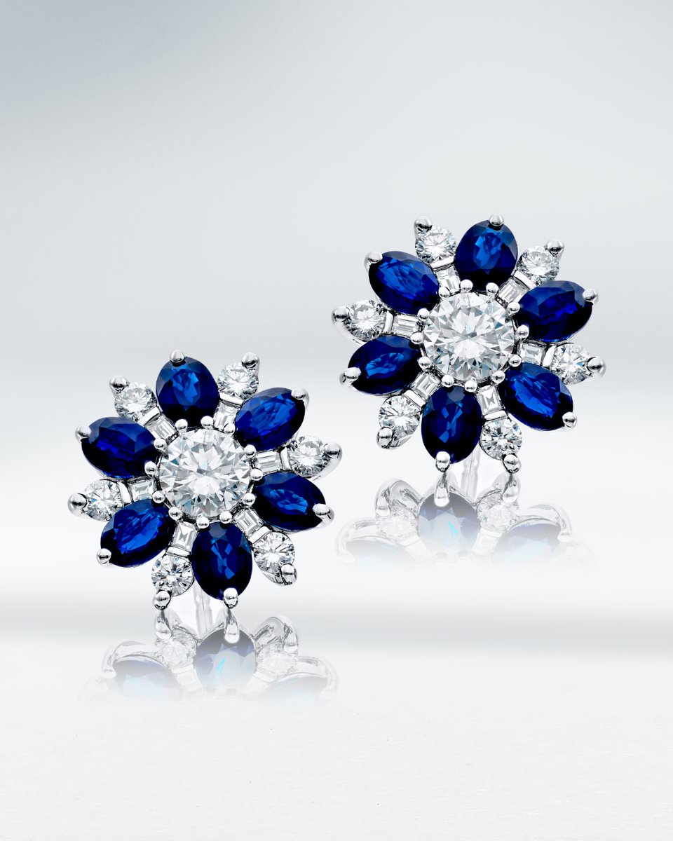 Welcome spring with all-natural diamonds and gems! (Style 3405-001)
.
.
.
#jbstar #jewelsbystar #highendjewelry #sapphire #welcomespring