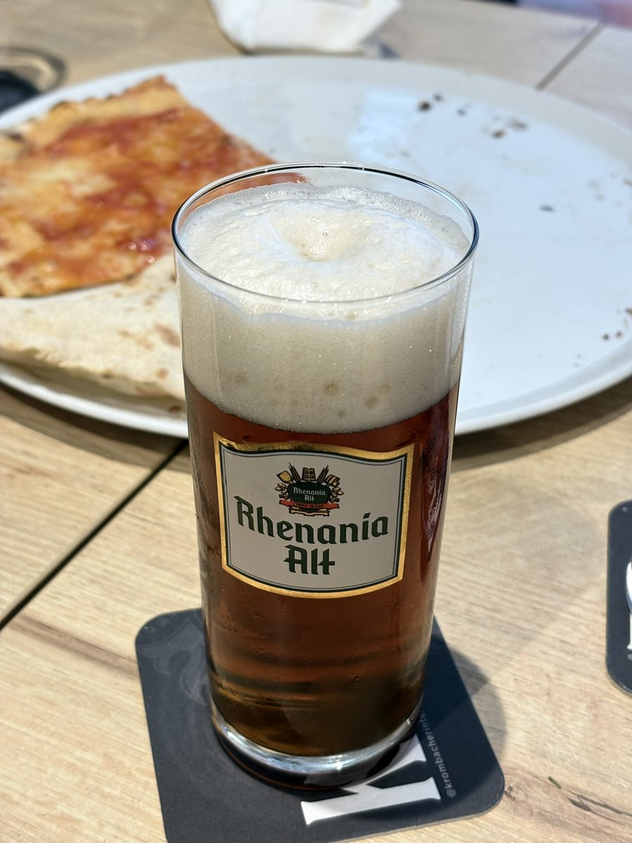 mccontentlab's tweet photo. Abbiamo partecipato ad una masterclass organizzata da pddistribuzione dedicata al mondo krombacher_it, un momento di formazione e confronto pensato per locali, marketing e responsabili comunicazione della provincia di Treviso.

#mccontentlab https://t.co/PoV7HpicOa
