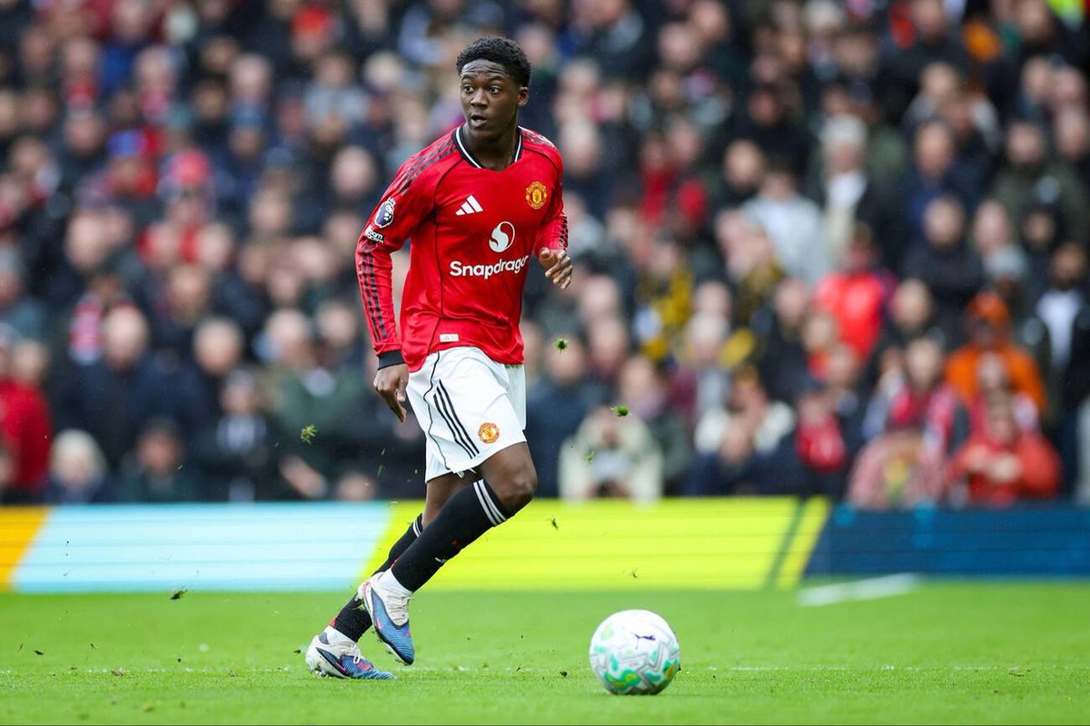 شبكة مانشستر يونايتد tweet media