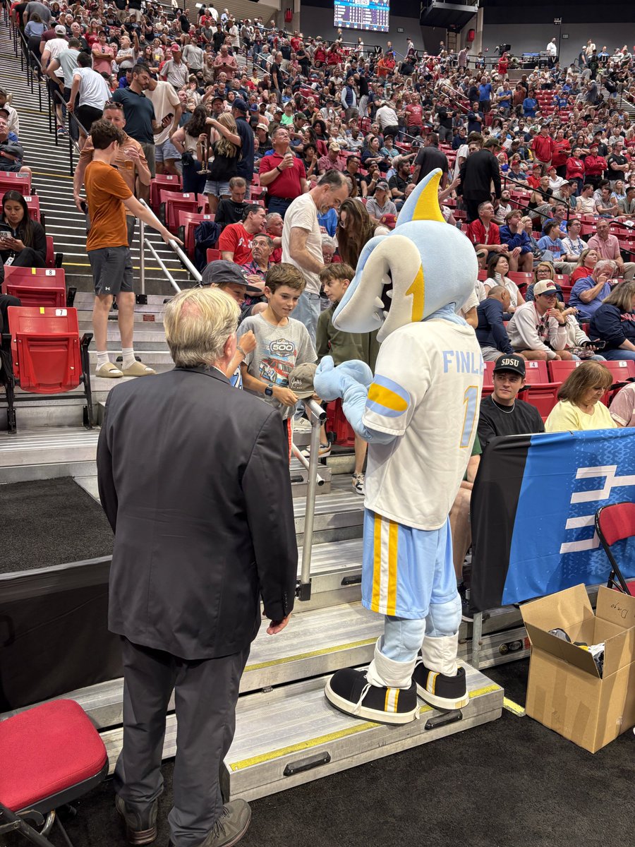 LatinoSports's tweet photo. Boots on the ground here in San Diego as #MarchMadness hits Viejas Arena with first round games of the 2026 @NCAA Division I Men’s Basketball Tournament going down all day 🏀🔥
#CollegeHoops #LatinoSports #CBB #Roundof64 #NCAA | @MarchMadnessMBB | 📸: Francisco Rodriguez/Latino Sports