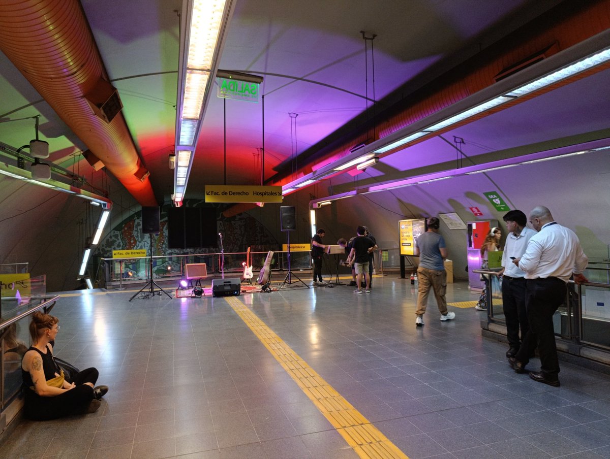 Gaby Bondi tweet media