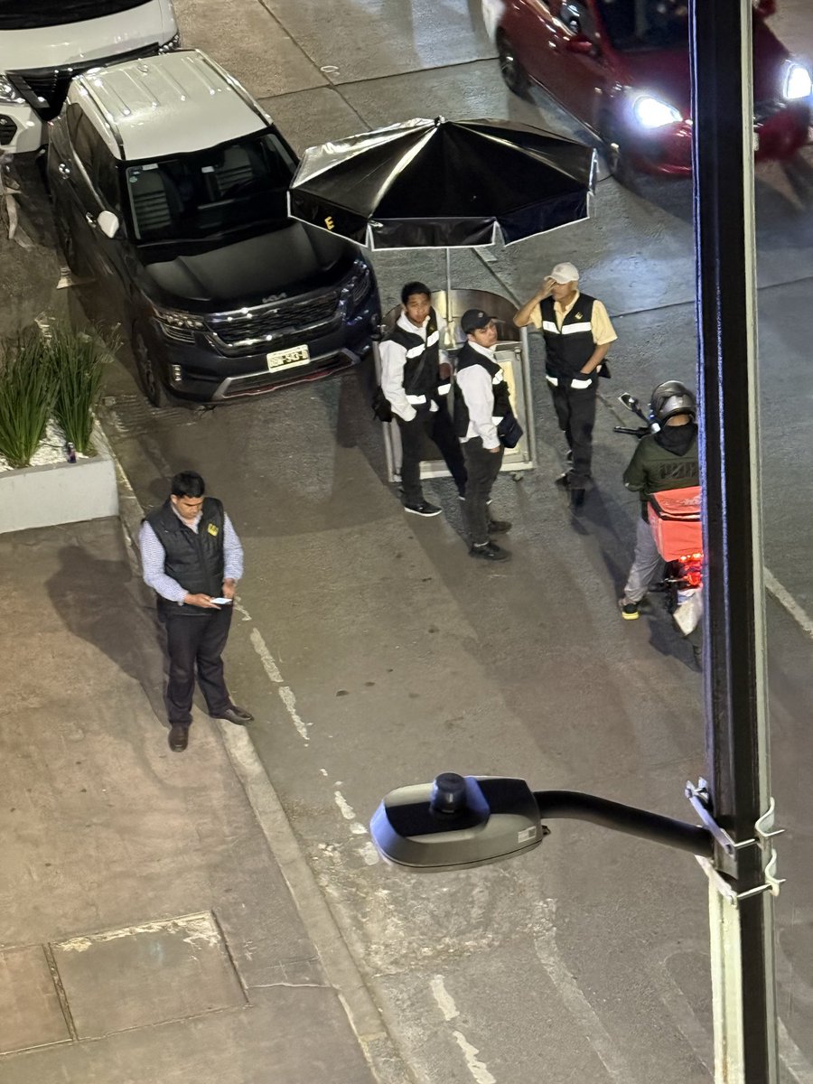 SirYisus tweet media