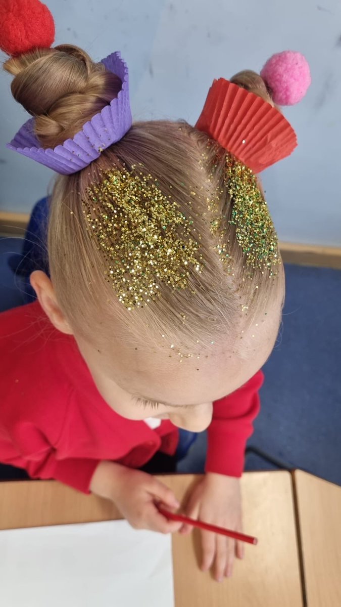 Lee Chapel Primary School tweet media