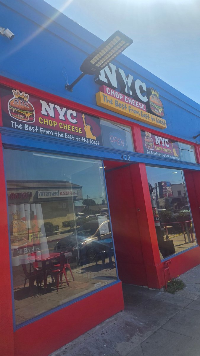 Still Ray. tweet media