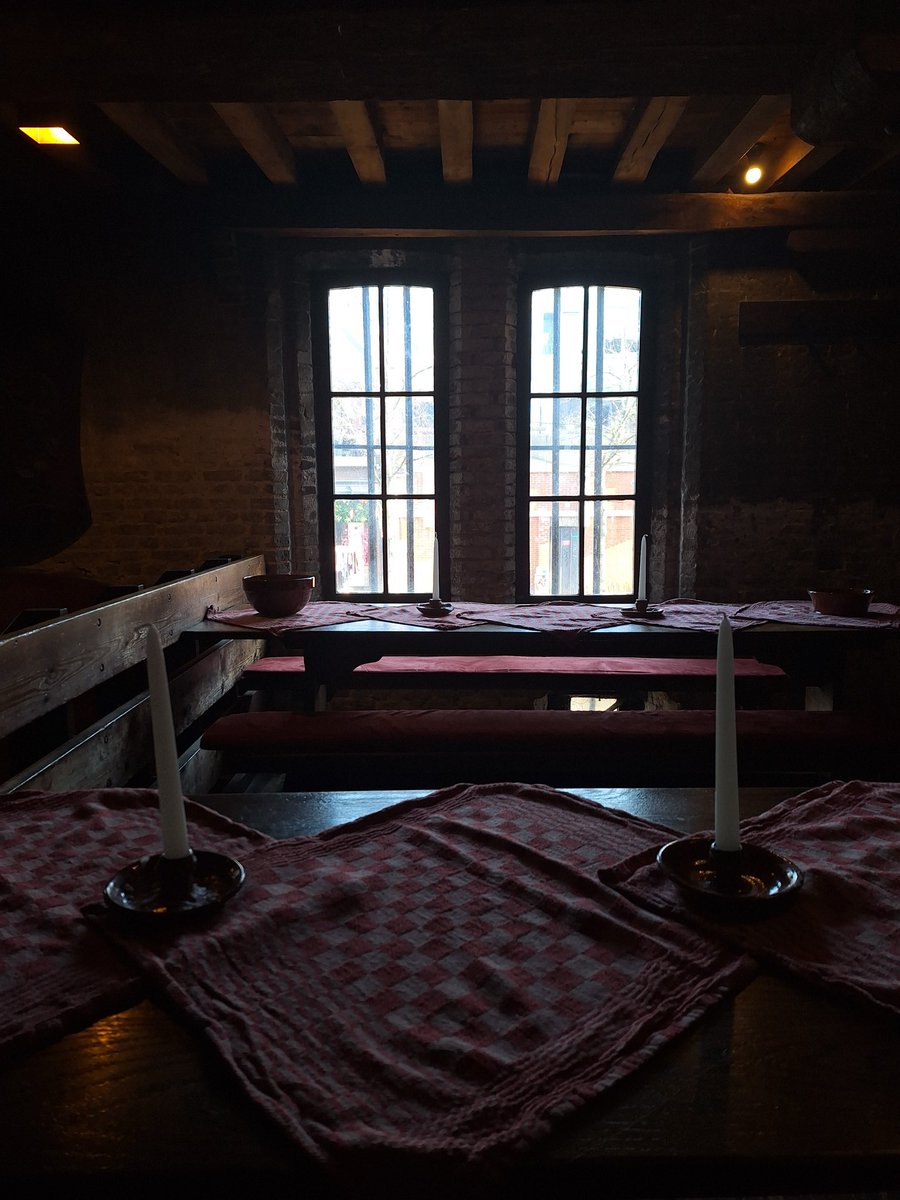 Plushmaker || Iris tweet media