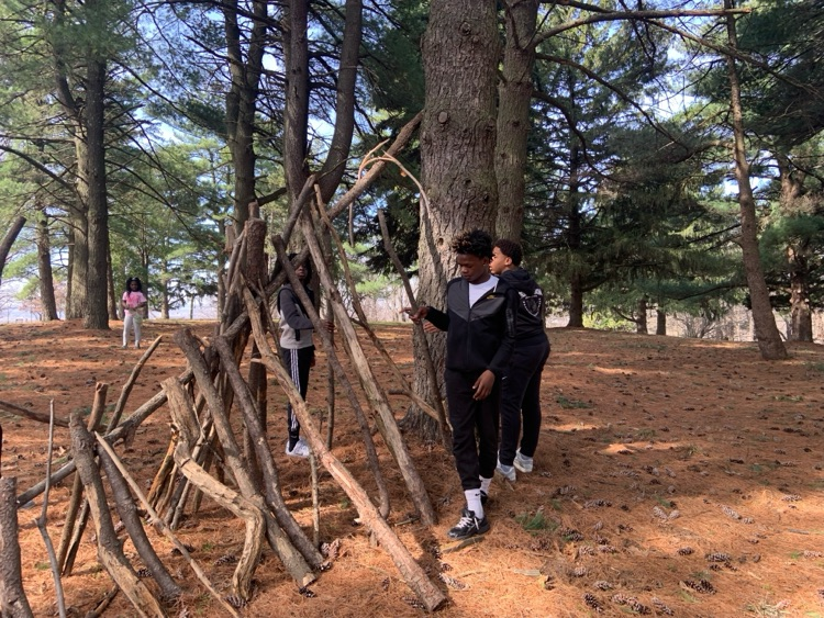 Venicereddevil's tweet photo. More Grade 5-8 field trip pictures! https://t.co/CahbSjSDJM