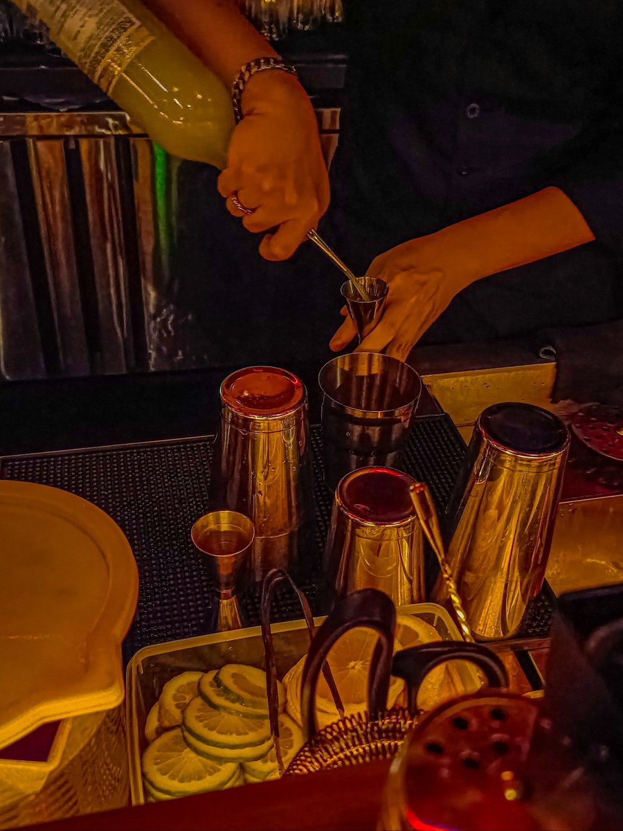 christopher tweet media