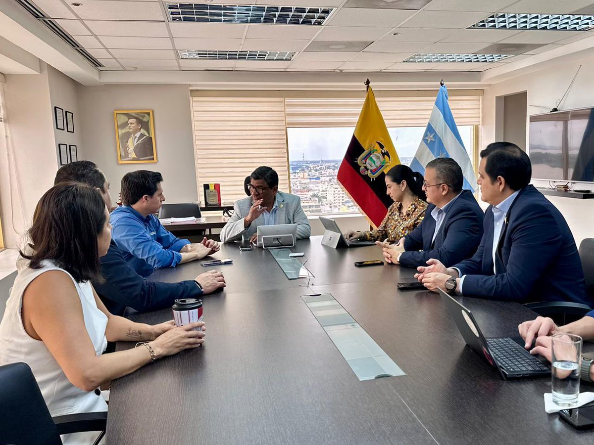 Clúster Bananero del Ecuador tweet media