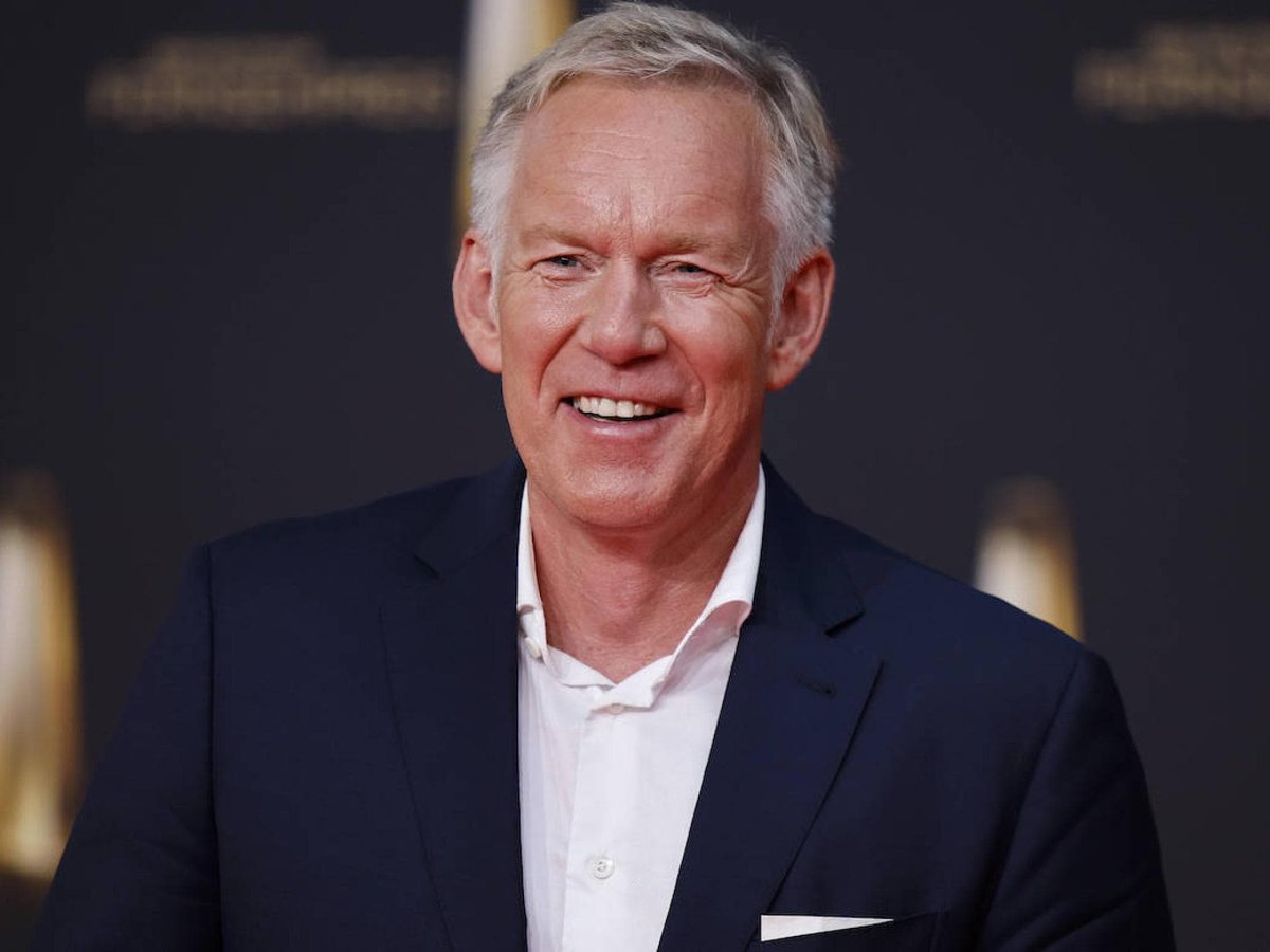 Base4ever tweet media