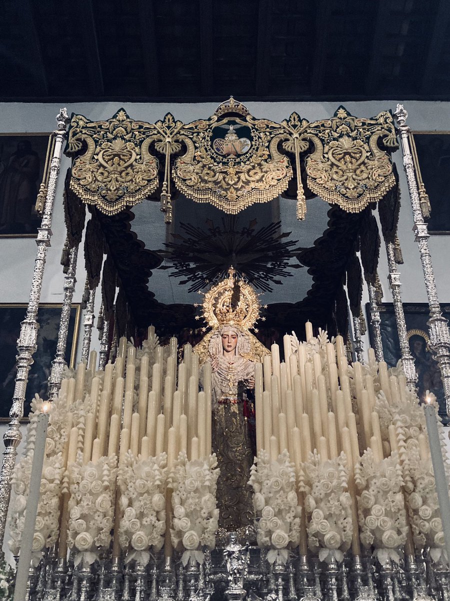 aaronbaquerop's tweet photo. “La Reina del Lunes Santo, también se llama Rocío” https://t.co/yBAGOwhbaL
