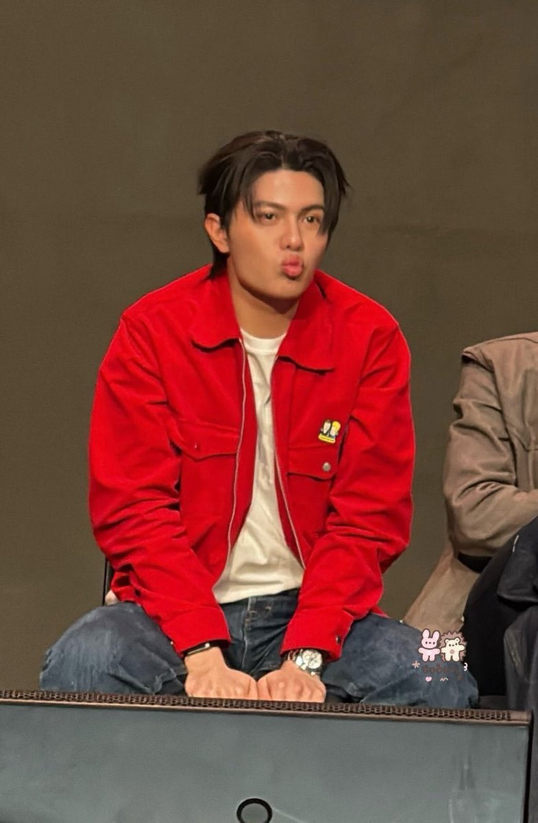 〜 𝘙𝘢𝘷𝘢 𝘦𝘥𝘪𝘵𝘴 〜 Dean in Moth tweet media