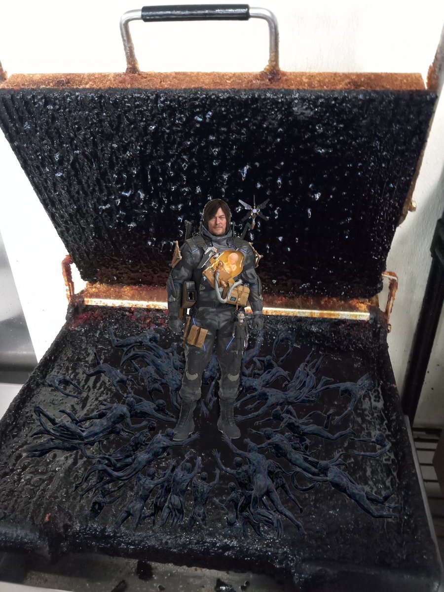 literally a noodle🍜🐉🍞 tweet media