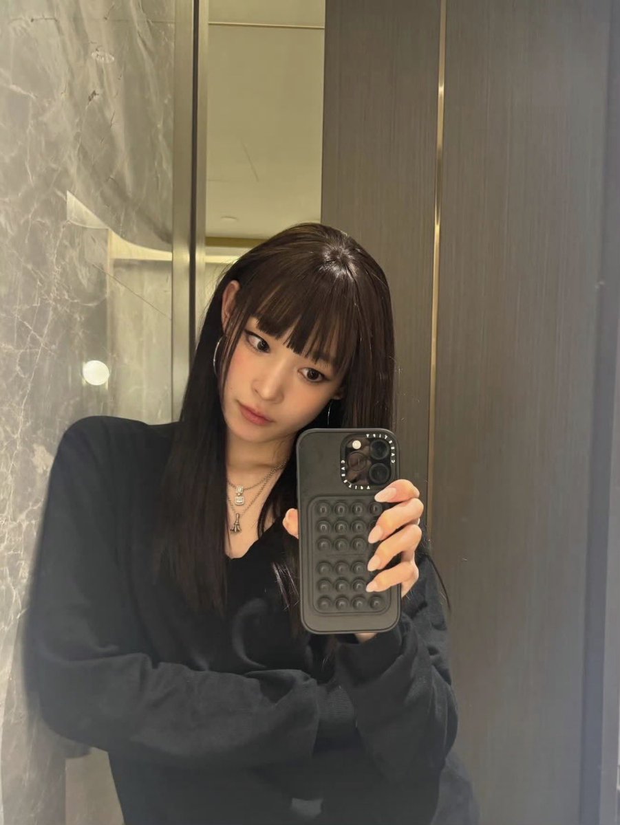 annie rated tweet media