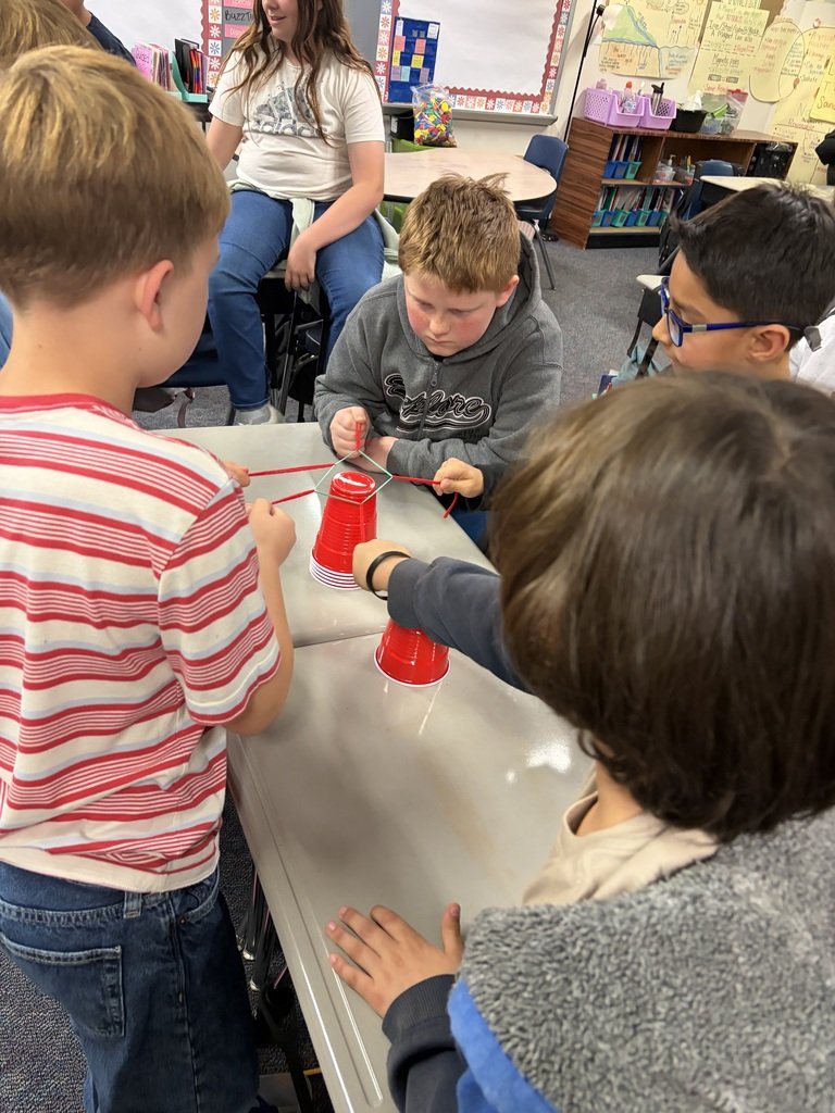 Hood-Case Elementary tweet media