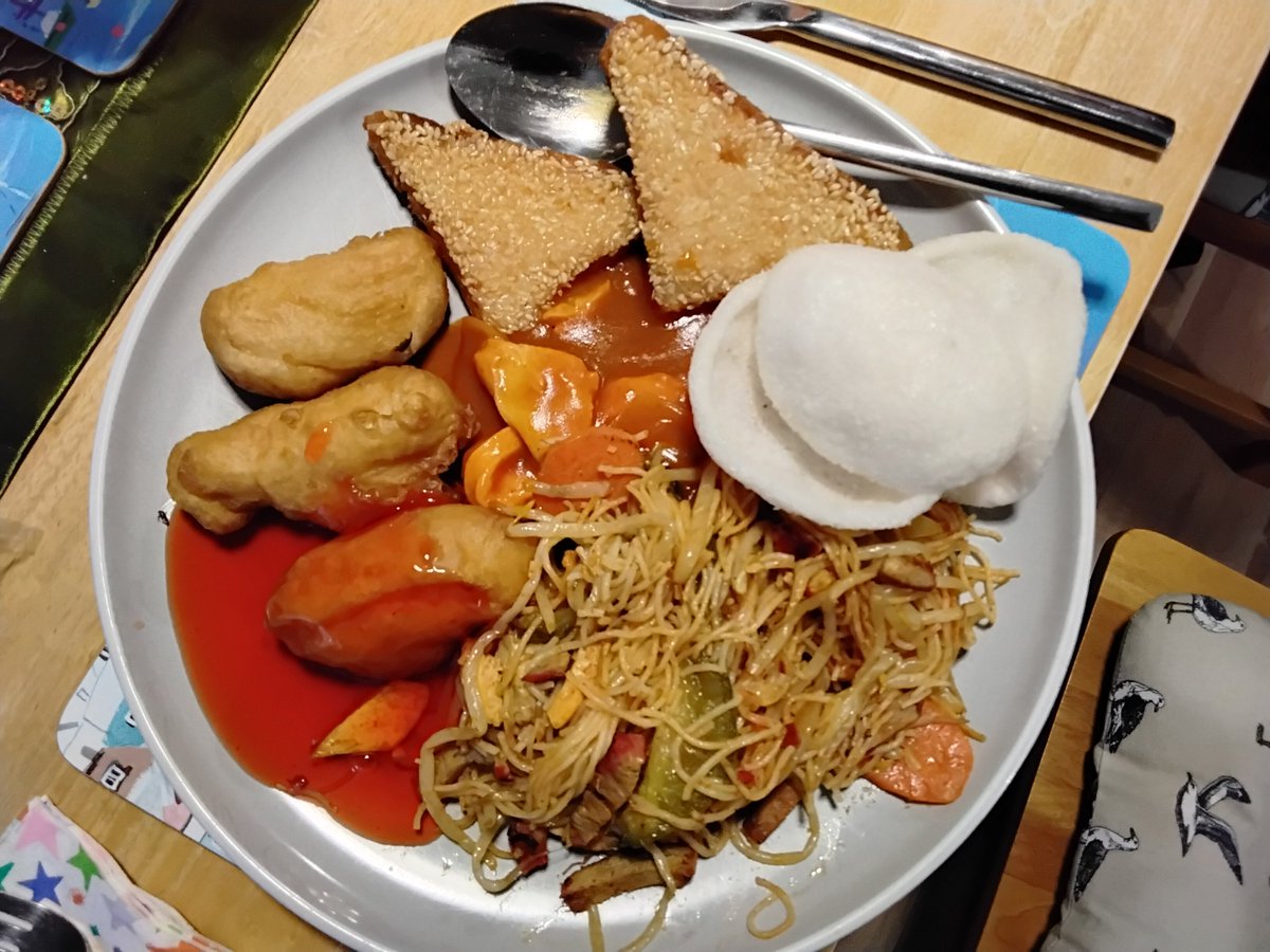 Lynette Perrodow tweet media