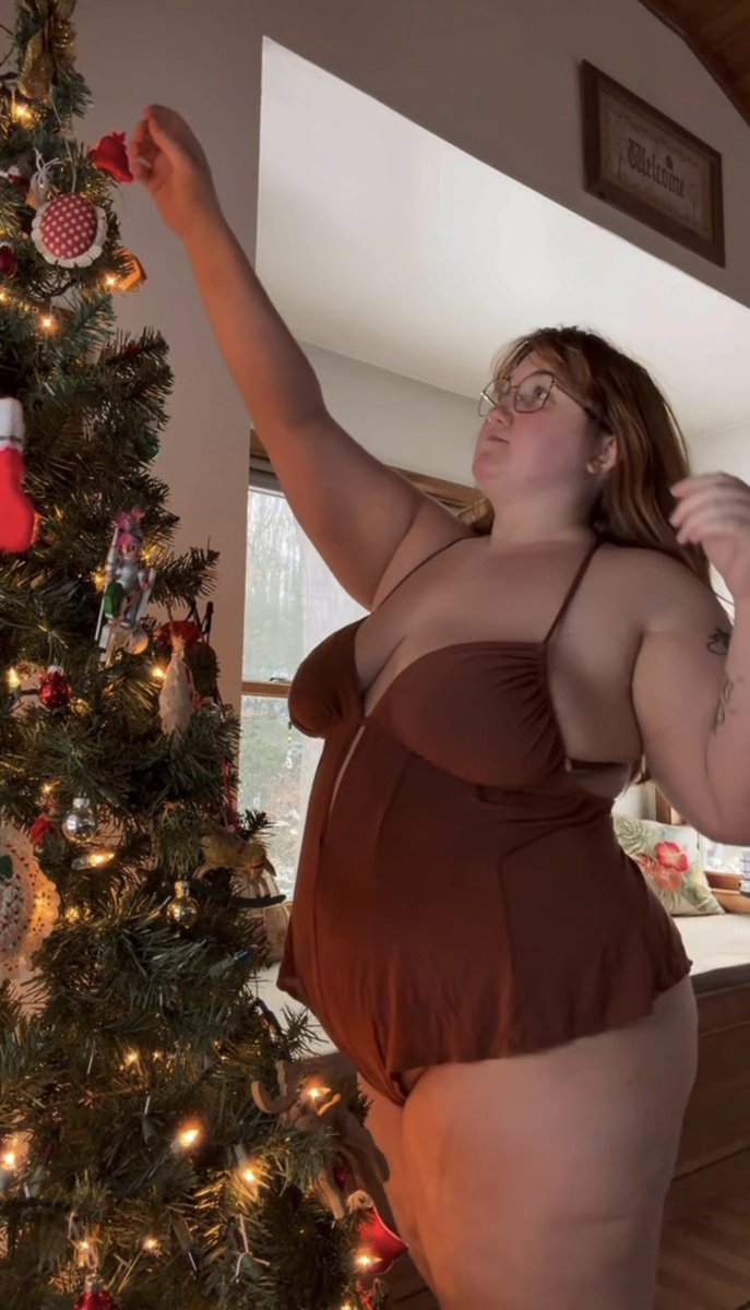 Fae Valentine tweet media