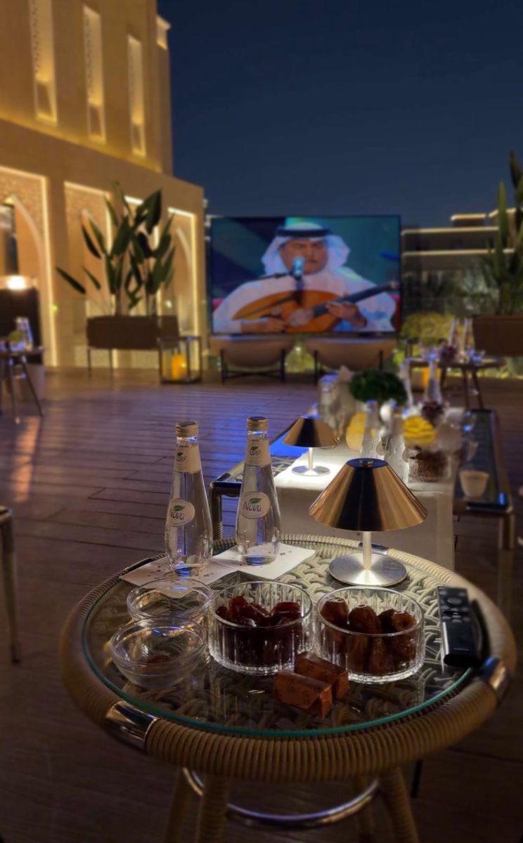 Dr 11:11 ♪ tweet media