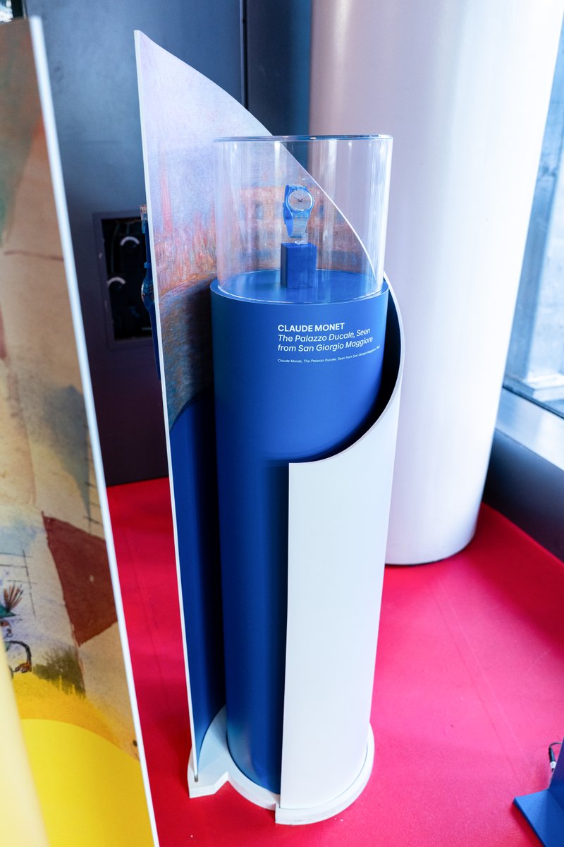 40visuals's tweet photo. Swatch packed their Times Square store with retail signage that guides shoppers and puts their collabs and products in the spotlight.

Read the full case study: https://t.co/x2ZYQLavF9 https://t.co/jr7nFtmyWb