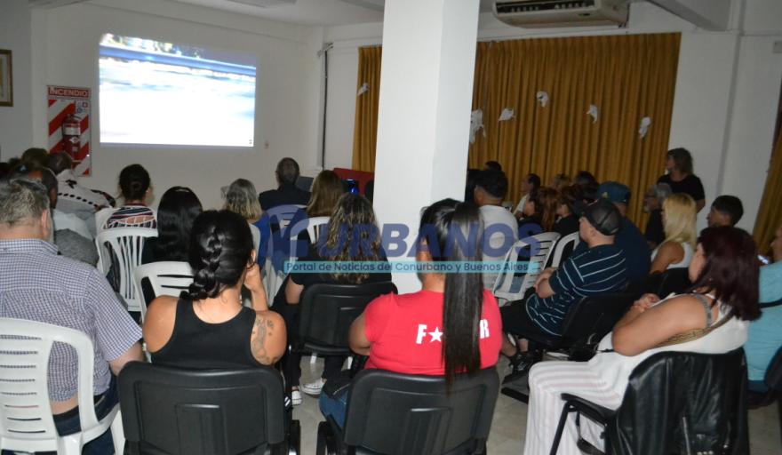 2urbanos tweet media