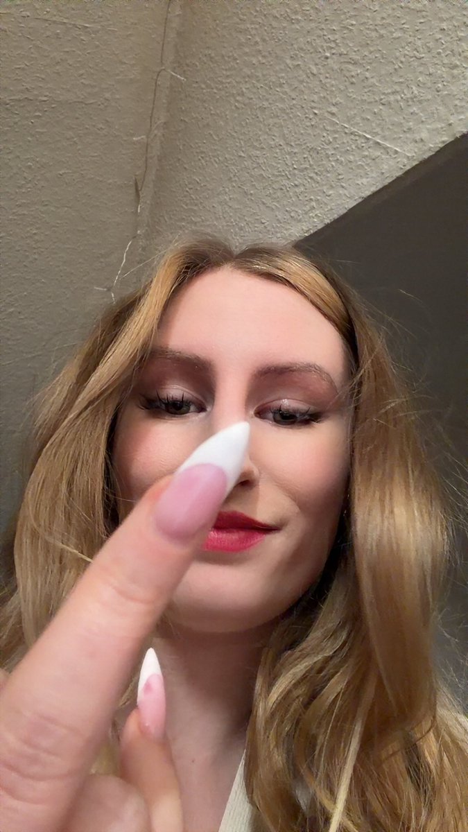 april 🦭 tweet media