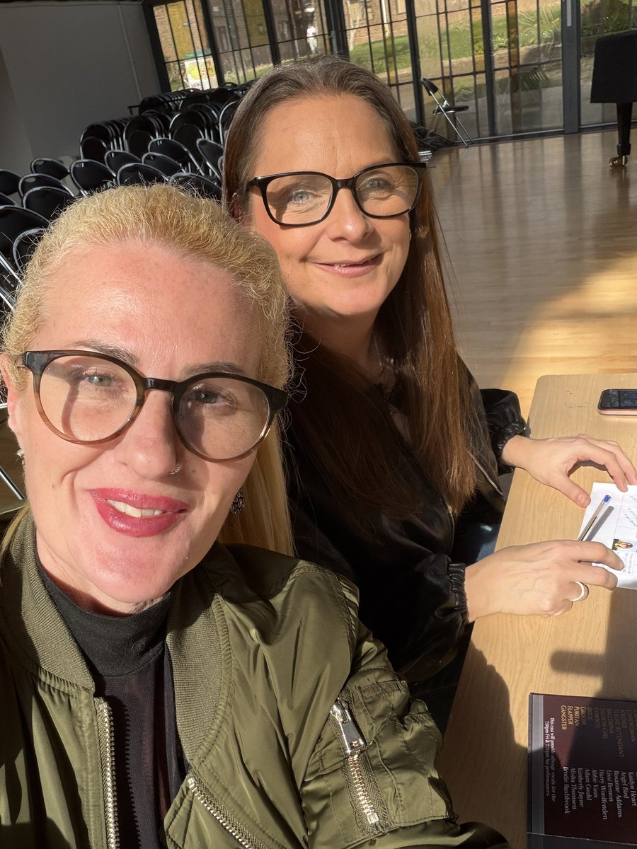 Time to Shine Agency tweet media