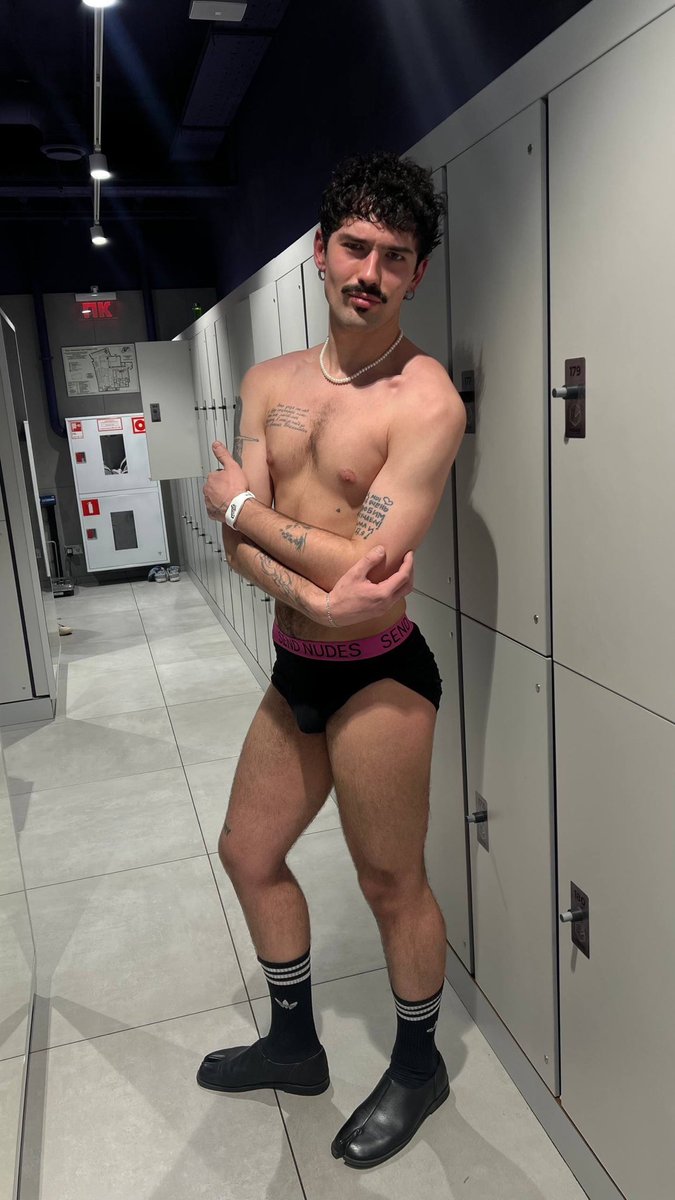 hornychristianboy tweet media