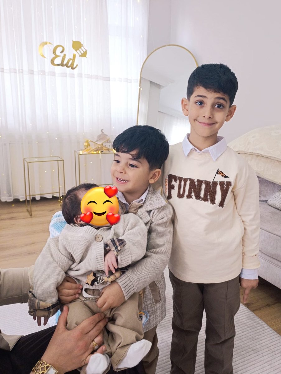 shrzlgl's tweet photo. Uzaktaki olan Bayram şekerlerim Özledim… https://t.co/eBfD47ztVR