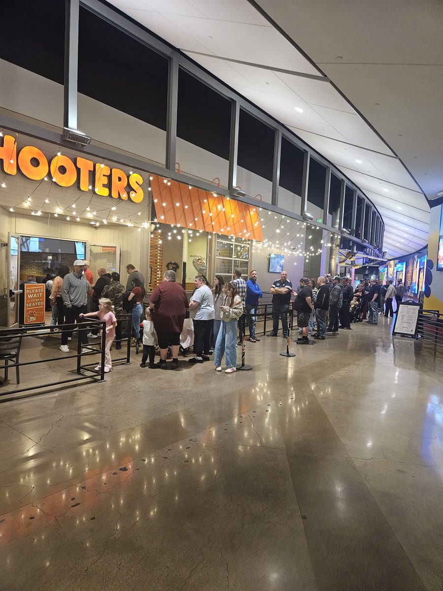 Dana Wessel tweet media