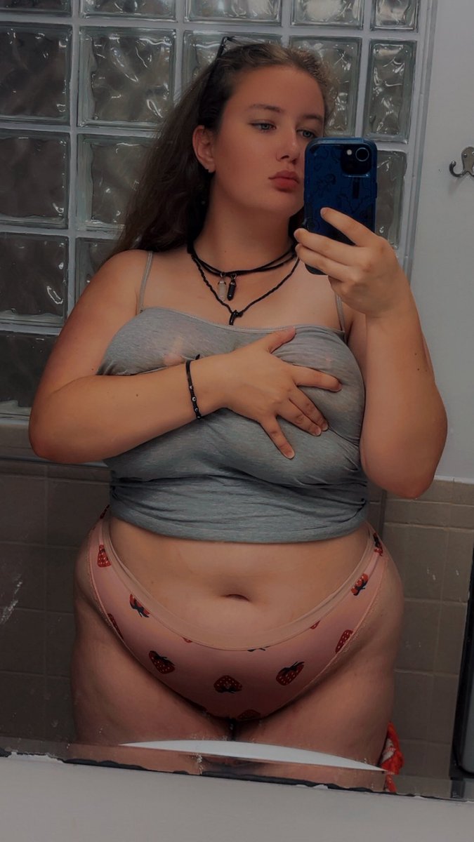 BabyAshASMR tweet media