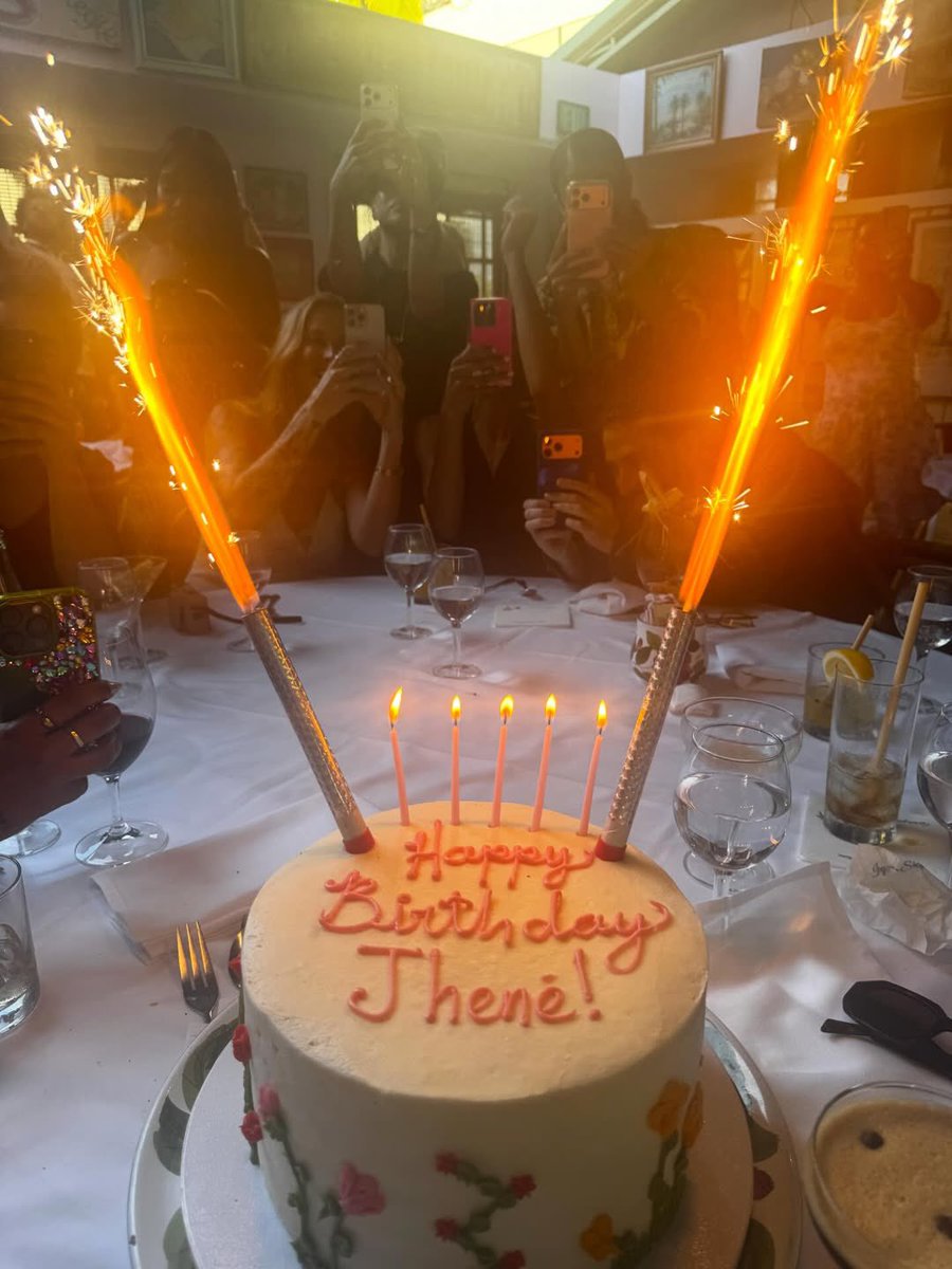 ًWave Checkers tweet media