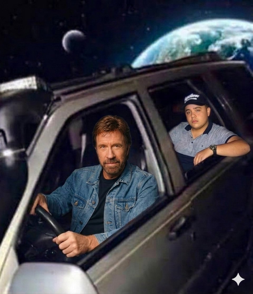 Gilberto_Vzq's tweet photo. Ahora Chuck Norris nos cuida desde alla arriba https://t.co/gSHigovufp