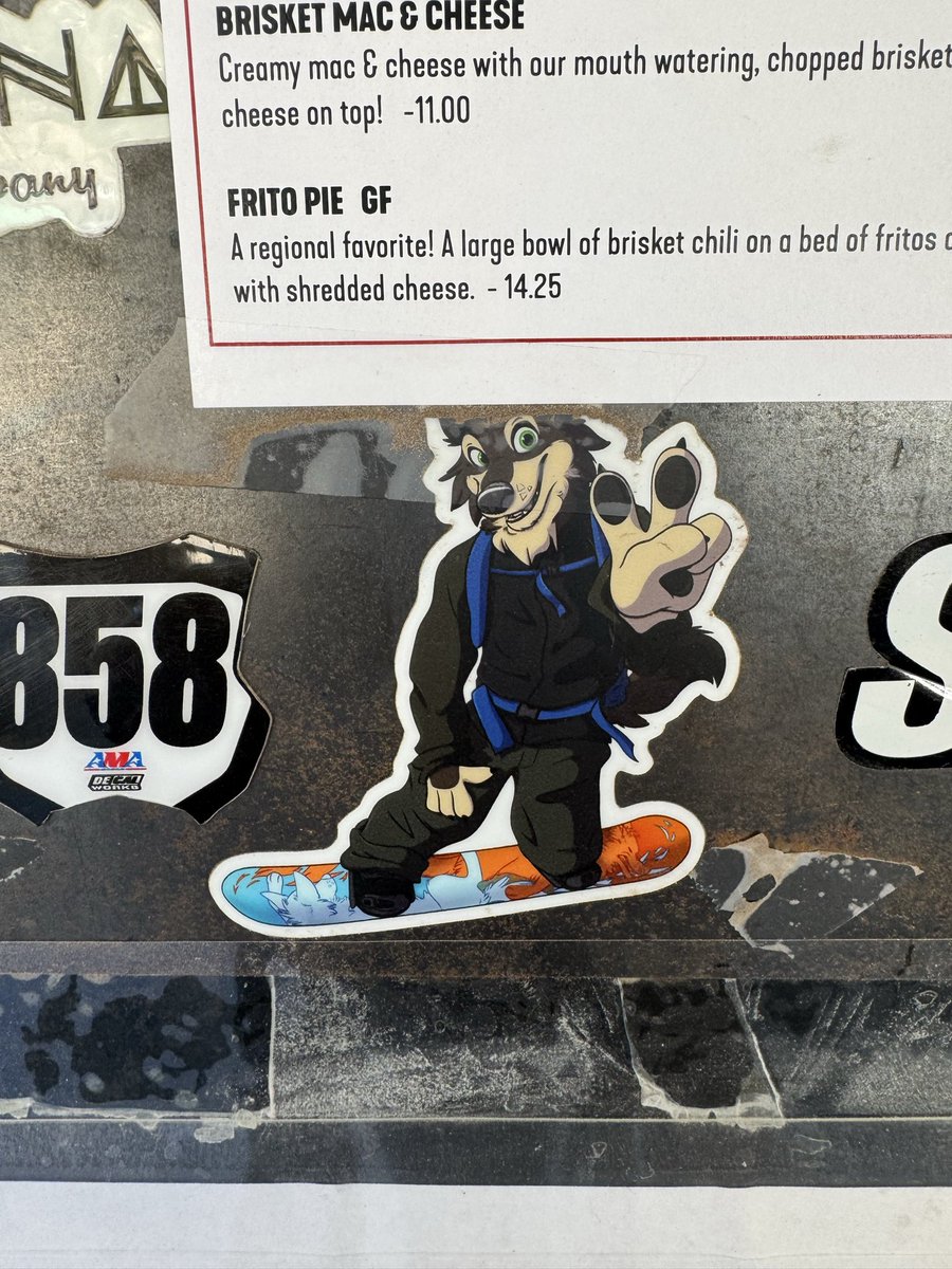 BoxcarTheFox tweet media