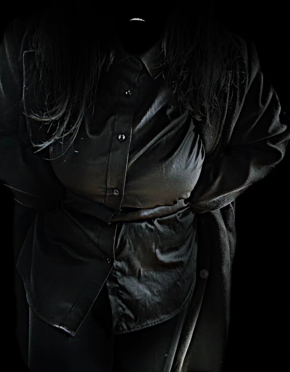 X5Yxn0's tweet photo. [CHANGED] Female august cosplay. My back hurts chat #themanfromtheshadow #minecraftcosplay #minecrafthorror #minecraftmods #minecraft #themanfromtheshadowmod https://t.co/4S52CzsiDJ