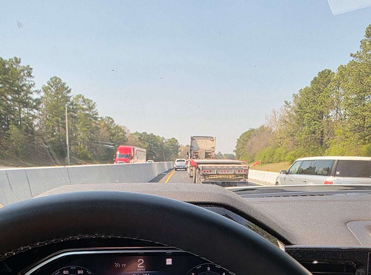 MisterG_144's tweet photo. Miss J’s current situation. Gonna be long ride to Mama’s!
I-65 on a Friday afternoon….. 😳🤬🤬🤬🖕🏻🖕🏻😡🤬🤬🤬😠🤬🤬🤬🤬🤬😡🖕🏻!!
🇺🇸🅰️💀🦵🏼🦵🏼G😎✌🏼
#RoadToHell #HaulingAssNow 🤣😂
#FridayVibes https://t.co/nXjl6ZkqEO