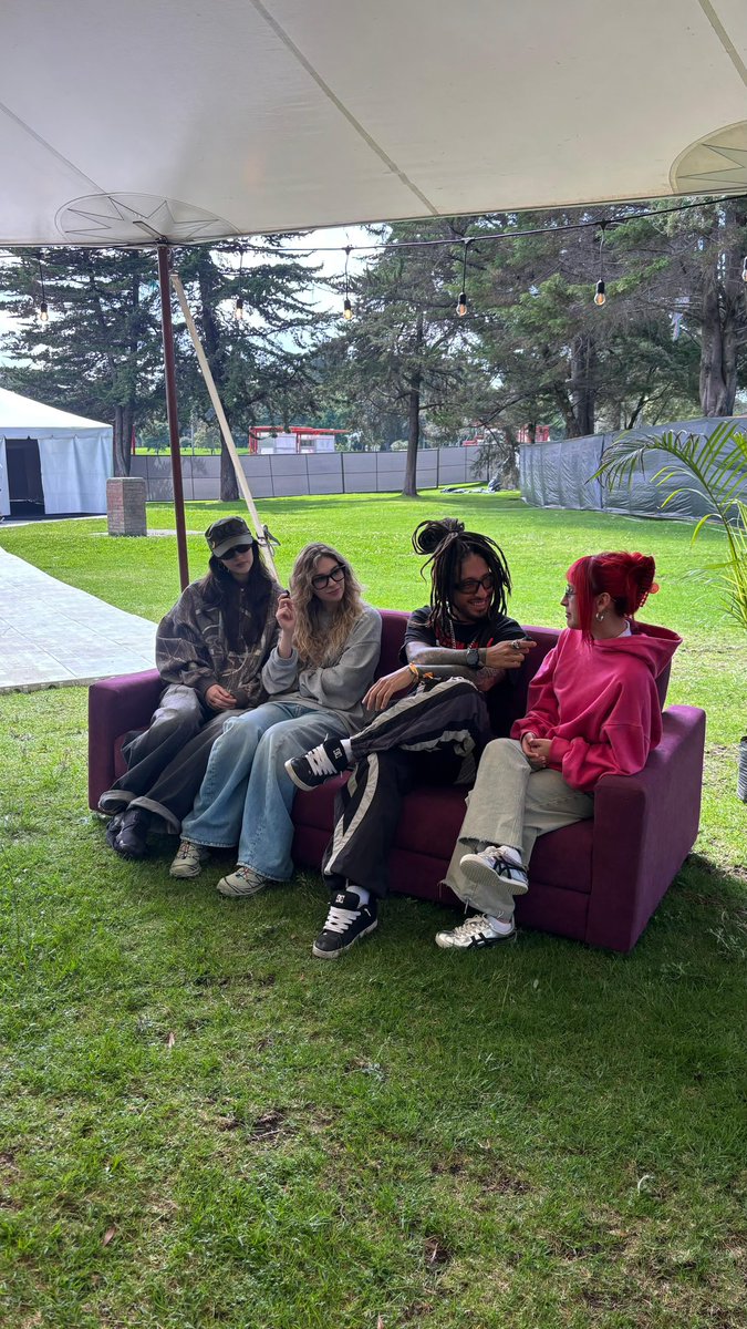 Universal Music Colombia tweet media