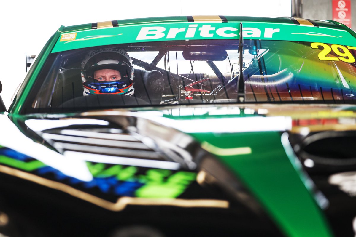 CarlGarnett's tweet photo. A really positive day of testing at Donington Park, making good progress with the @Project297R Ginetta!
Enjoyed working with the team again, and team-mate Finn Leslie for the first time.
Letโs see what tomorrow brings.
#CG19 @TeamTelescope https://t.co/LGqzZVm0sn