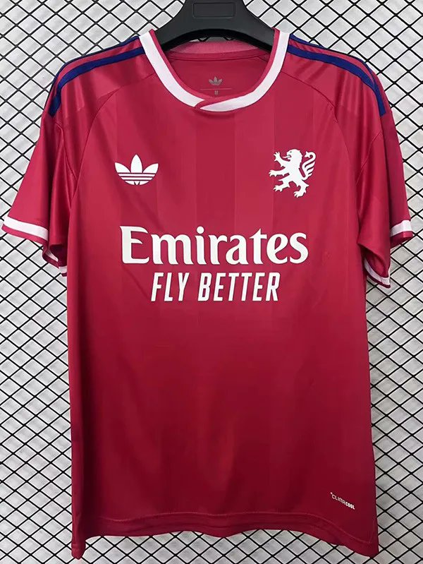 dassj8's tweet photo. @Lugdunews_ @Footy_Headlines https://t.co/3irIrdNpdL