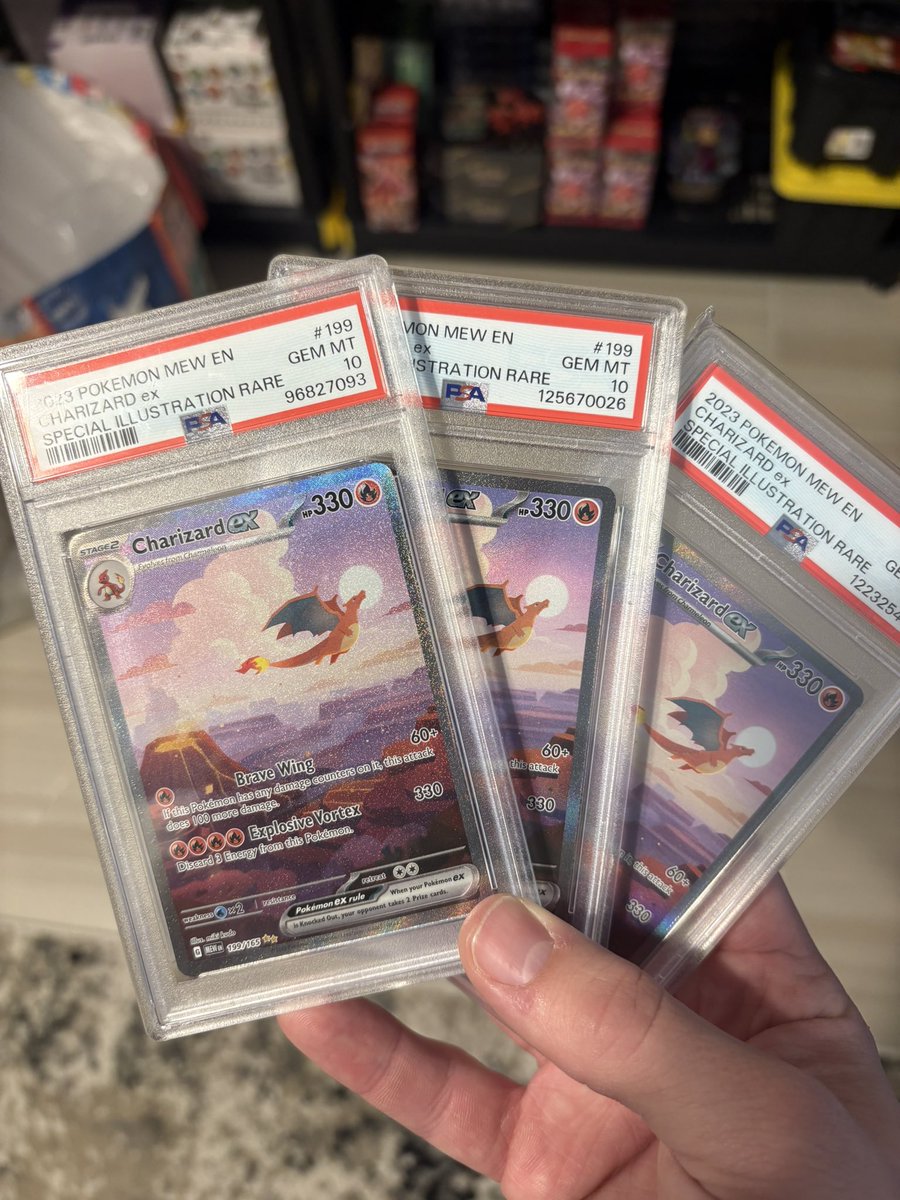 Dot’sCardShop tweet media