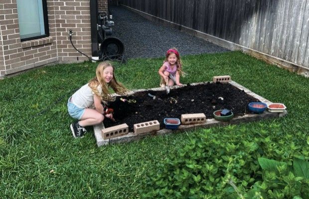 The Buzz Magazines tweet media