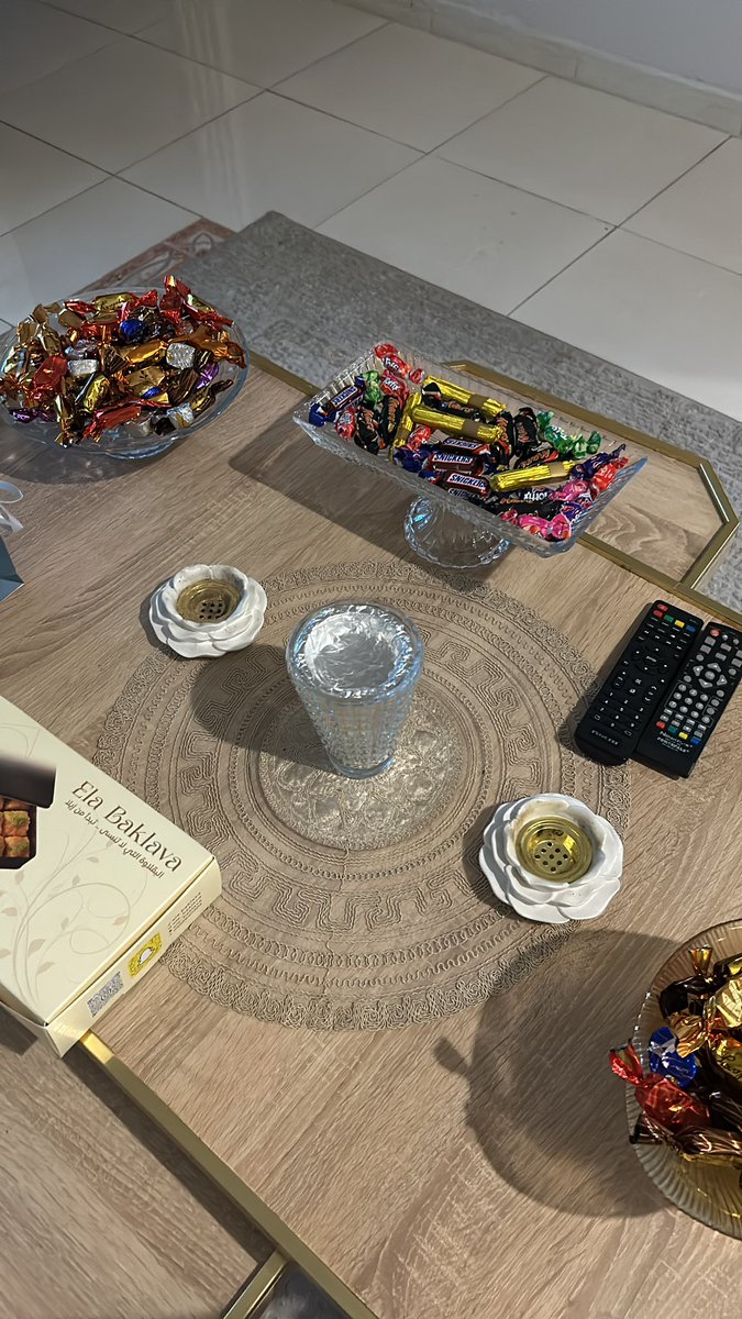 روان tweet media