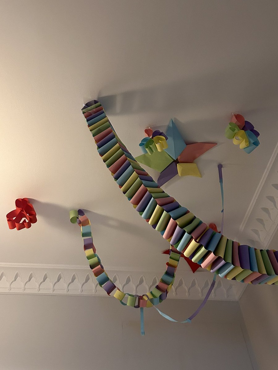 روان tweet media