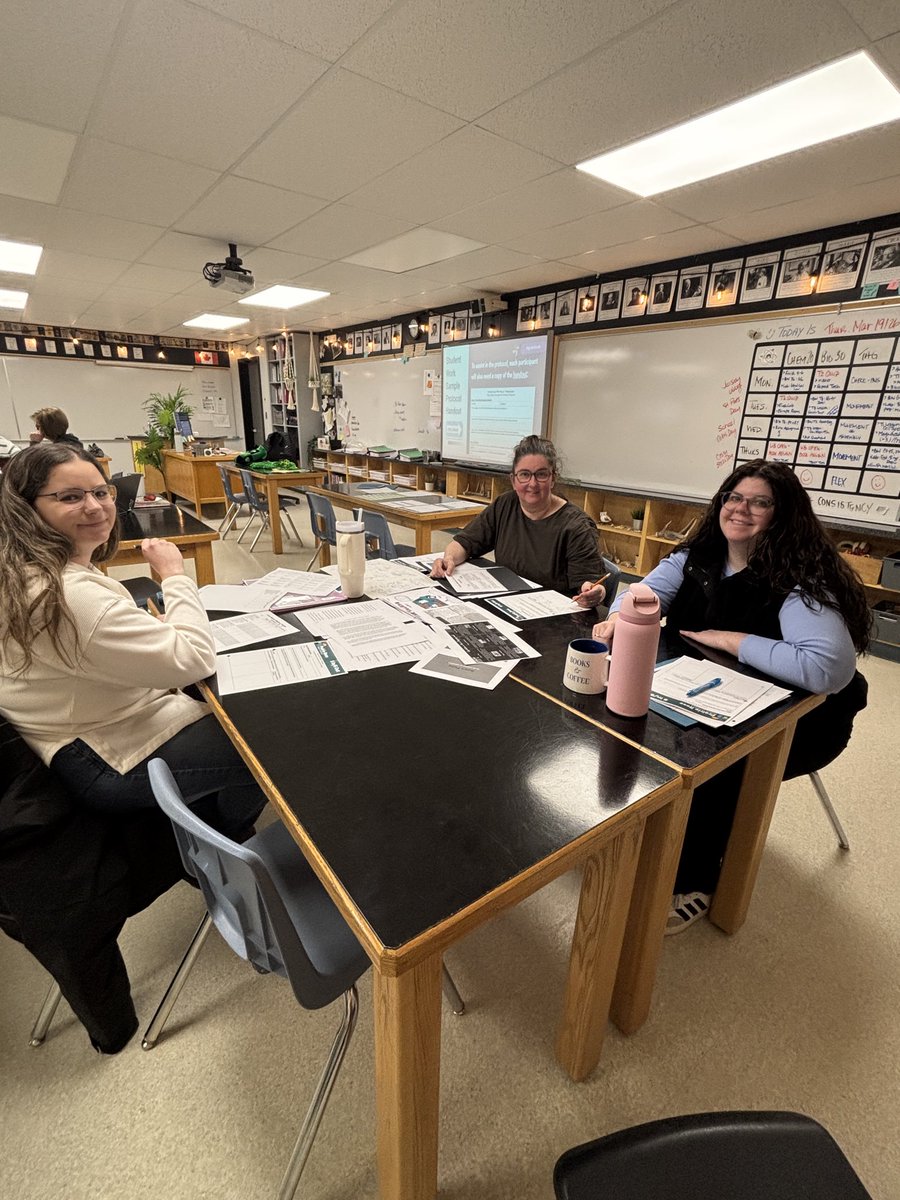 boydtalons's tweet photo. Excellent day of learning and collaboration amongst Prairie Rose teachers on this SI Day. Teachers were busy sorting through student work samples and protocols in the next phase in their 5in 5out journey! #igniteminds https://t.co/4R1qH5jskf