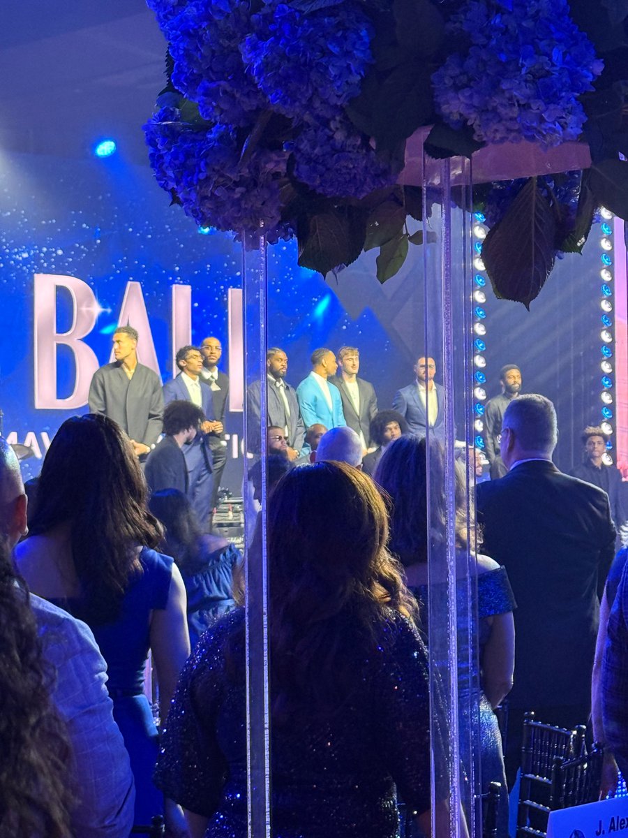 Family Gateway tweet media