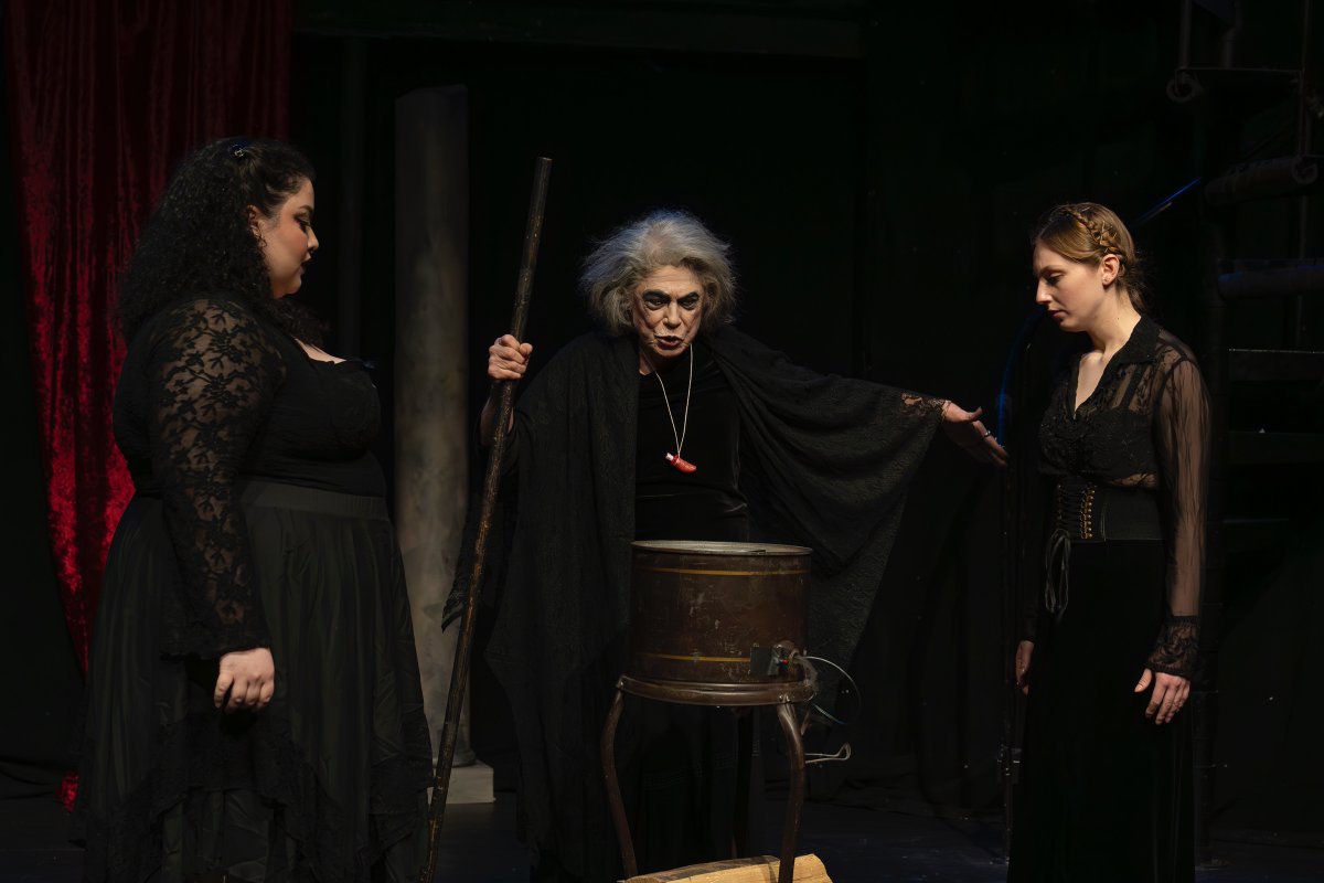 6 second review tweet media