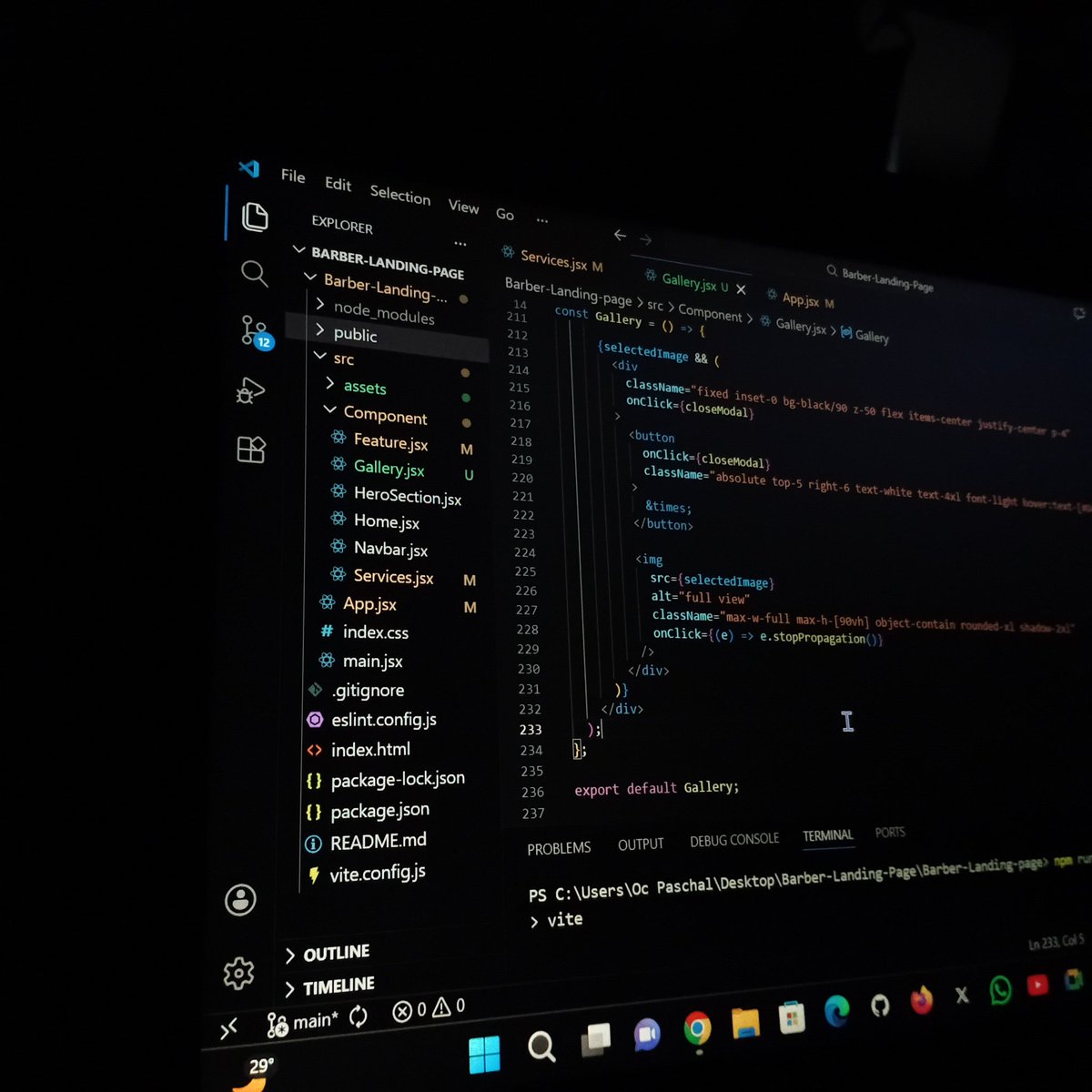 Code_With_Ocpaschal tweet media